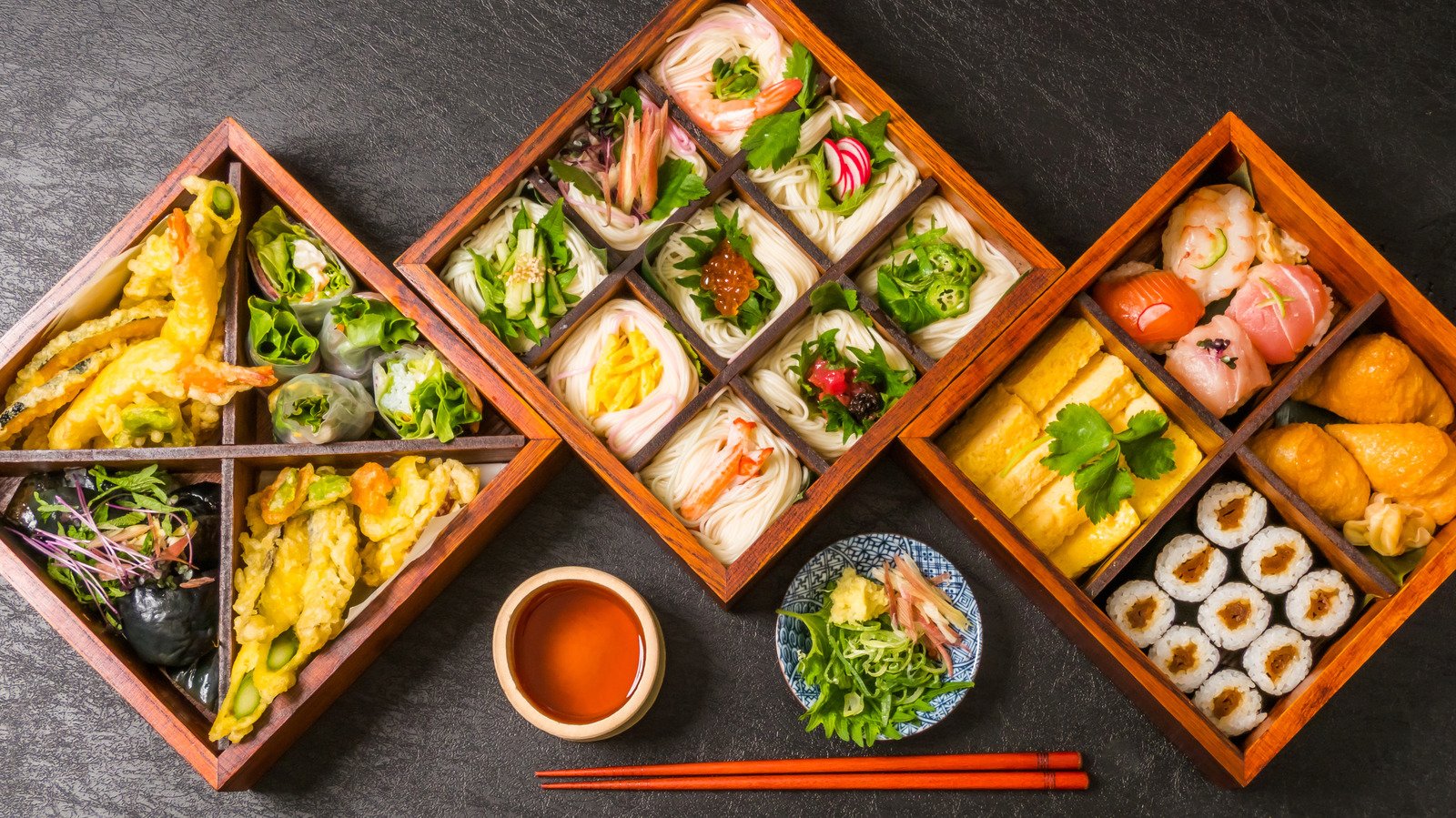 A Beginner’s Guide to Japanese Cuisine: Must-Try Dishes