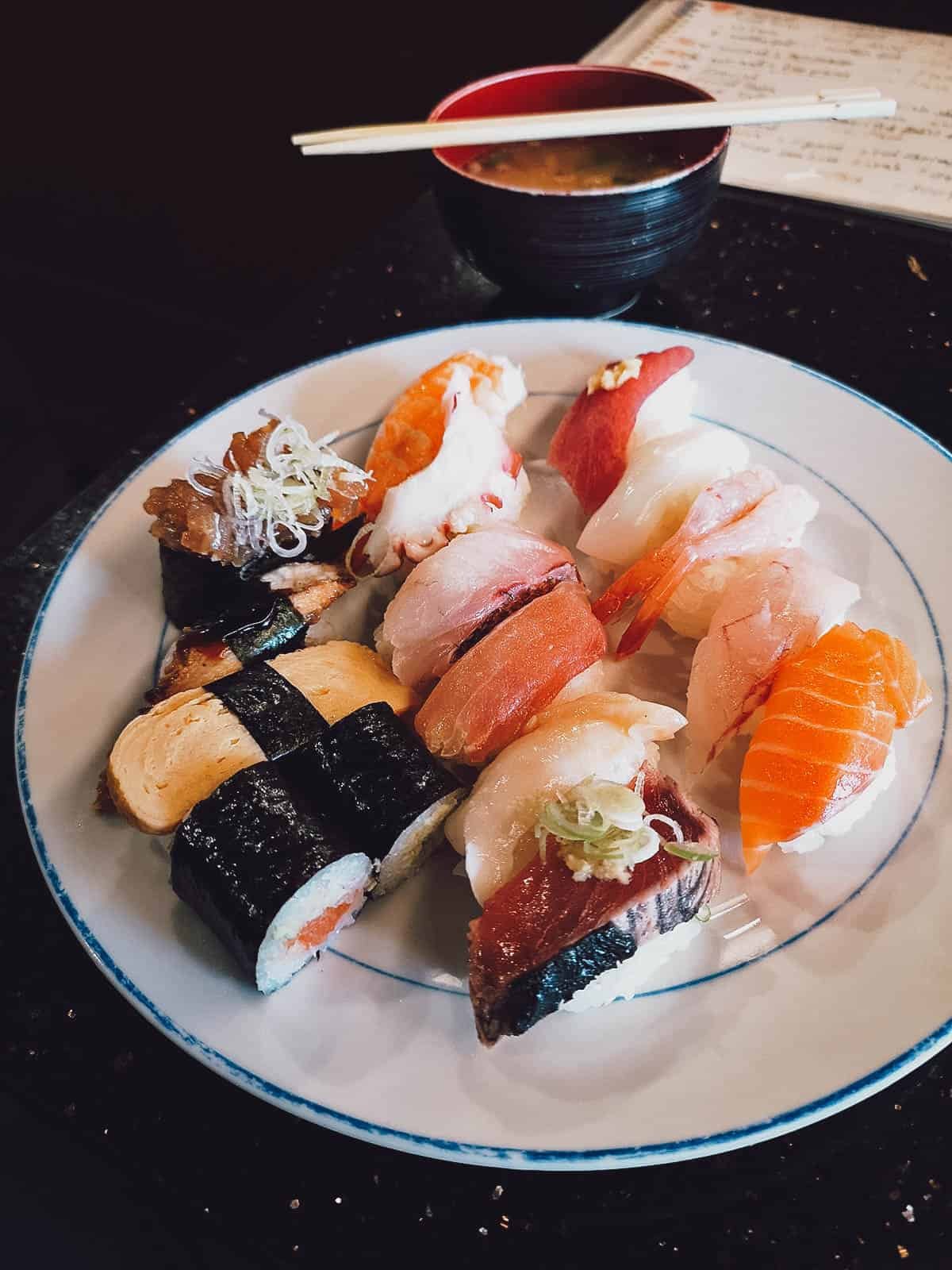 10 Classic Japanese Dishes You Must